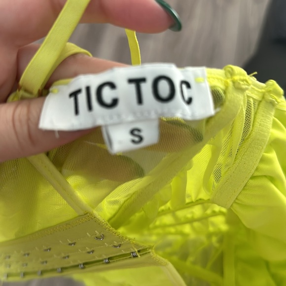 Small corset top 😊 - Picture 3 of 3